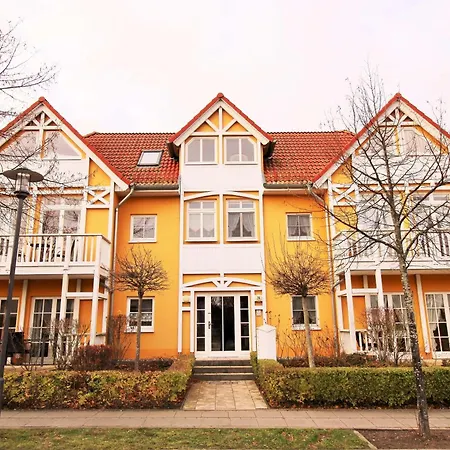Uns Strandhus 7 - Sonnendeck Apartment Kuehlungsborn